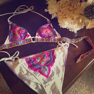 Victoria Secret Paisley Swim Suit ☀️👙